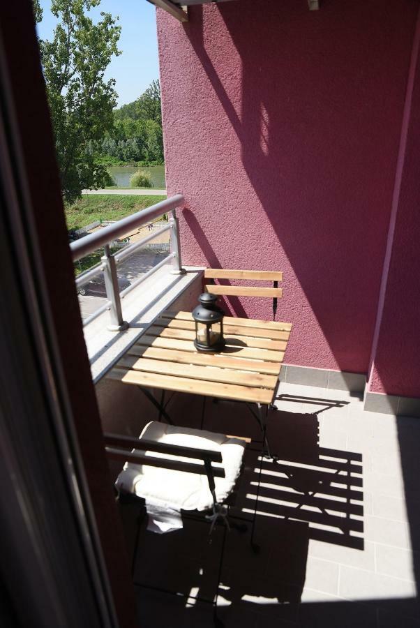 Tamis Kapija Apartment ปานเชโว ภายนอก รูปภาพ